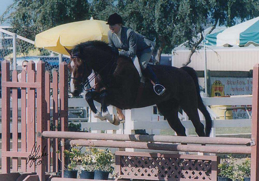 Deanna peyton sidoli at oct 2000 horse show image jpeg